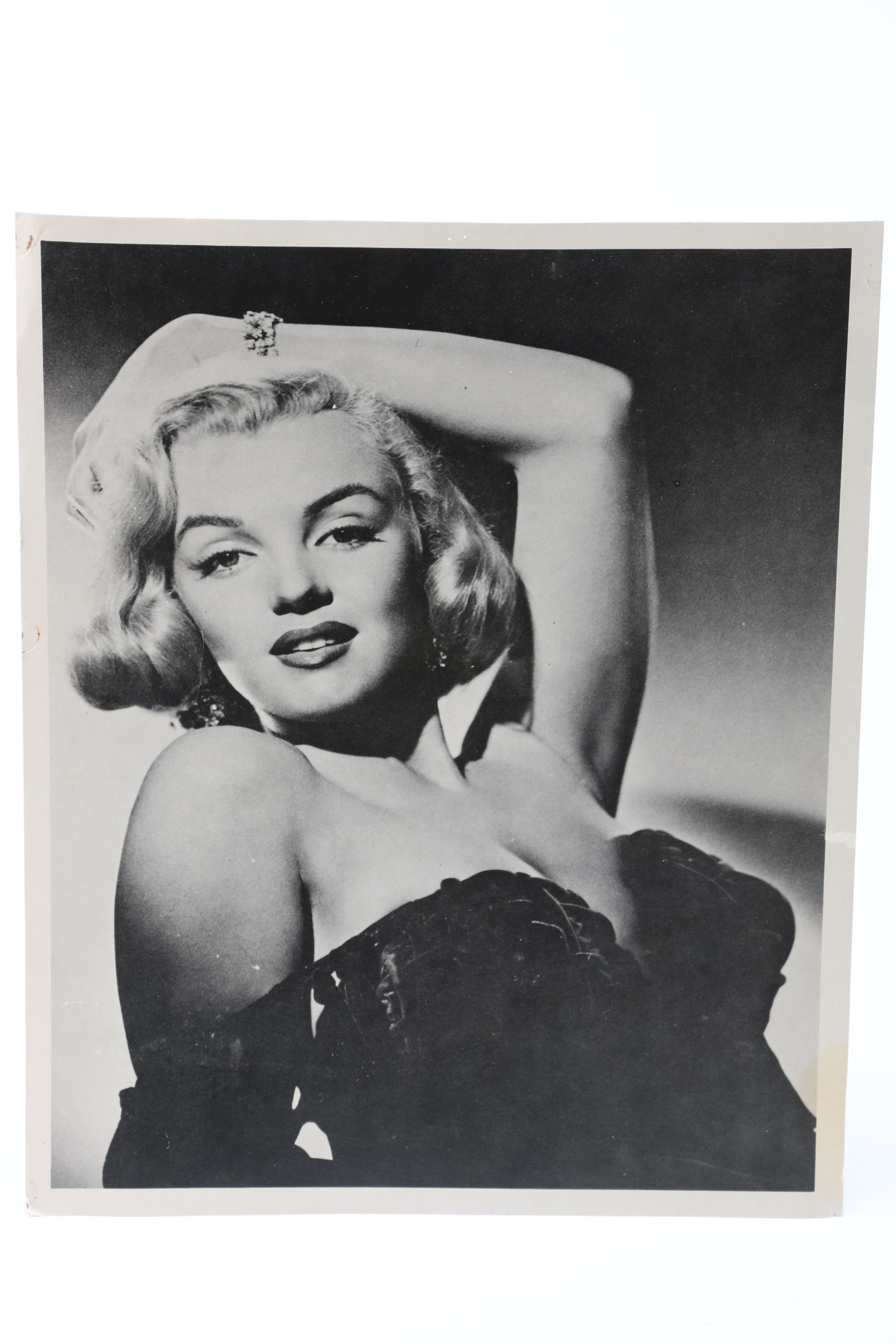 Marilyn Monroe Postcards and Pictures