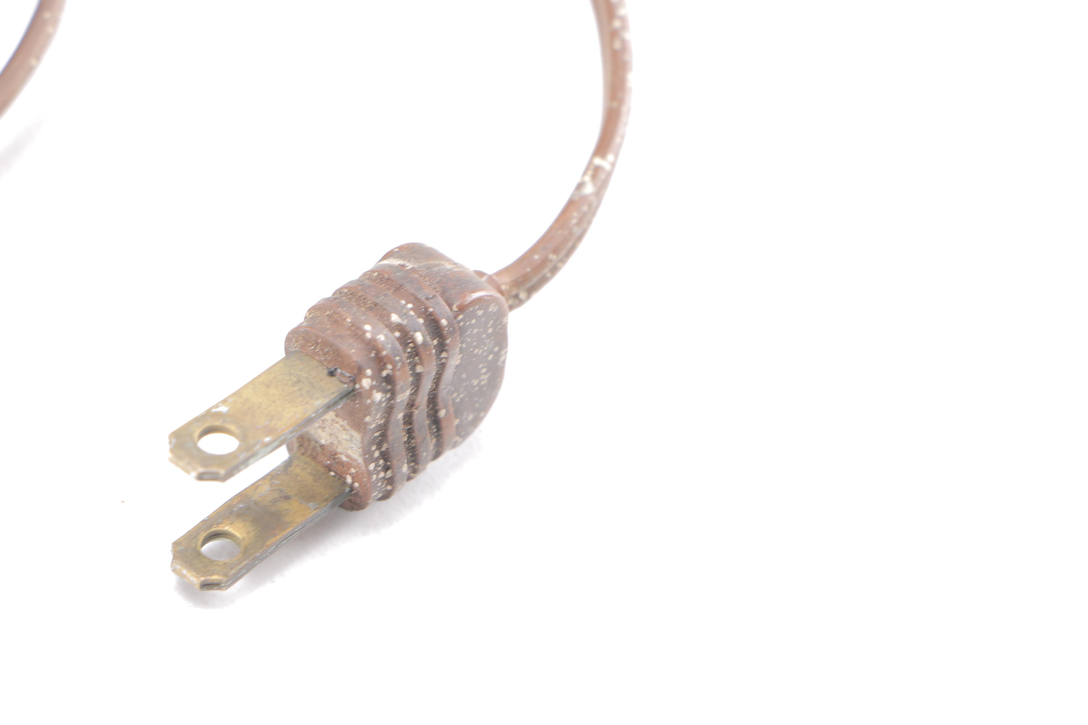 Vintage Magnavox Table Radio