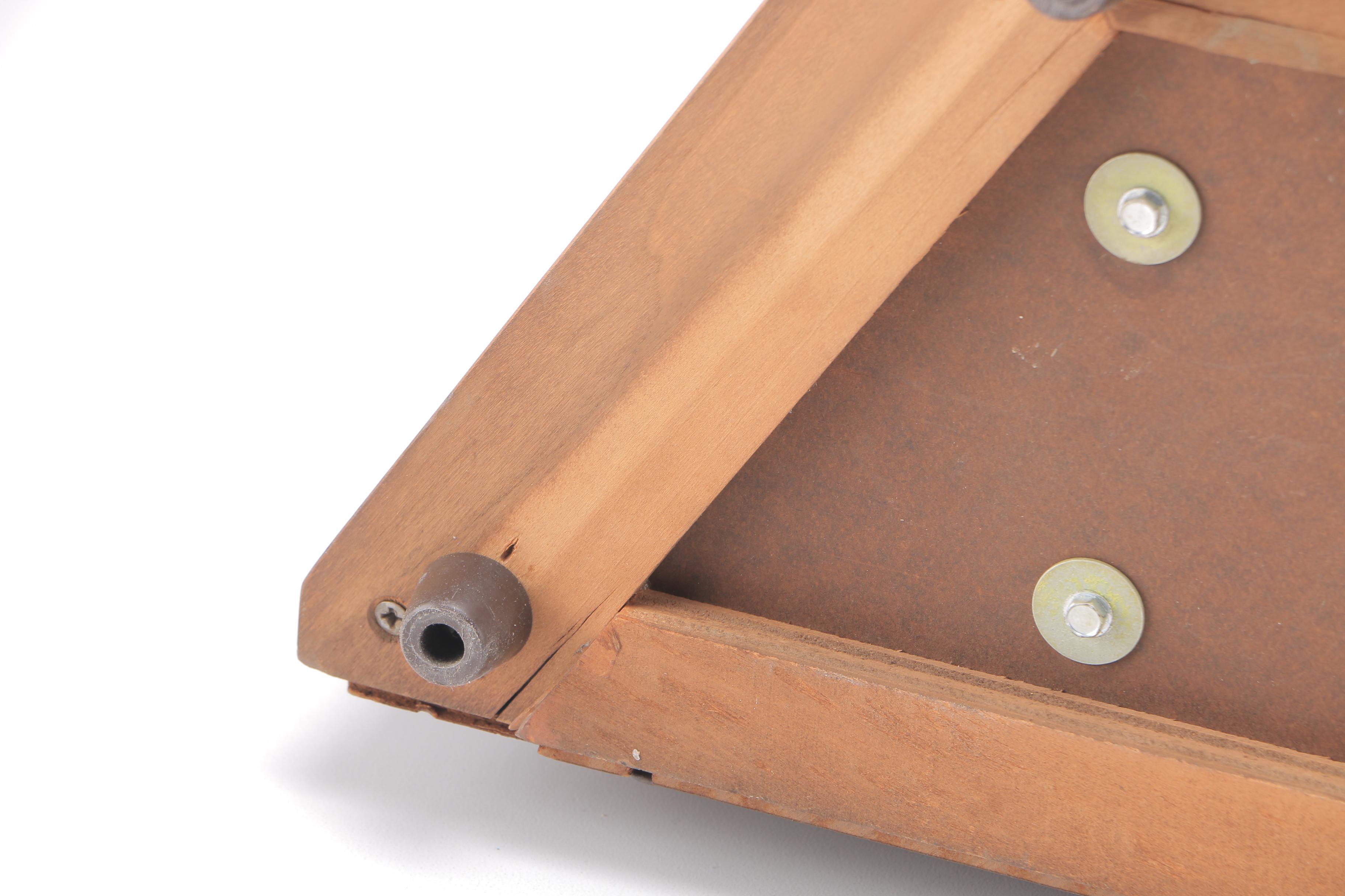 Vintage Magnavox Table Radio