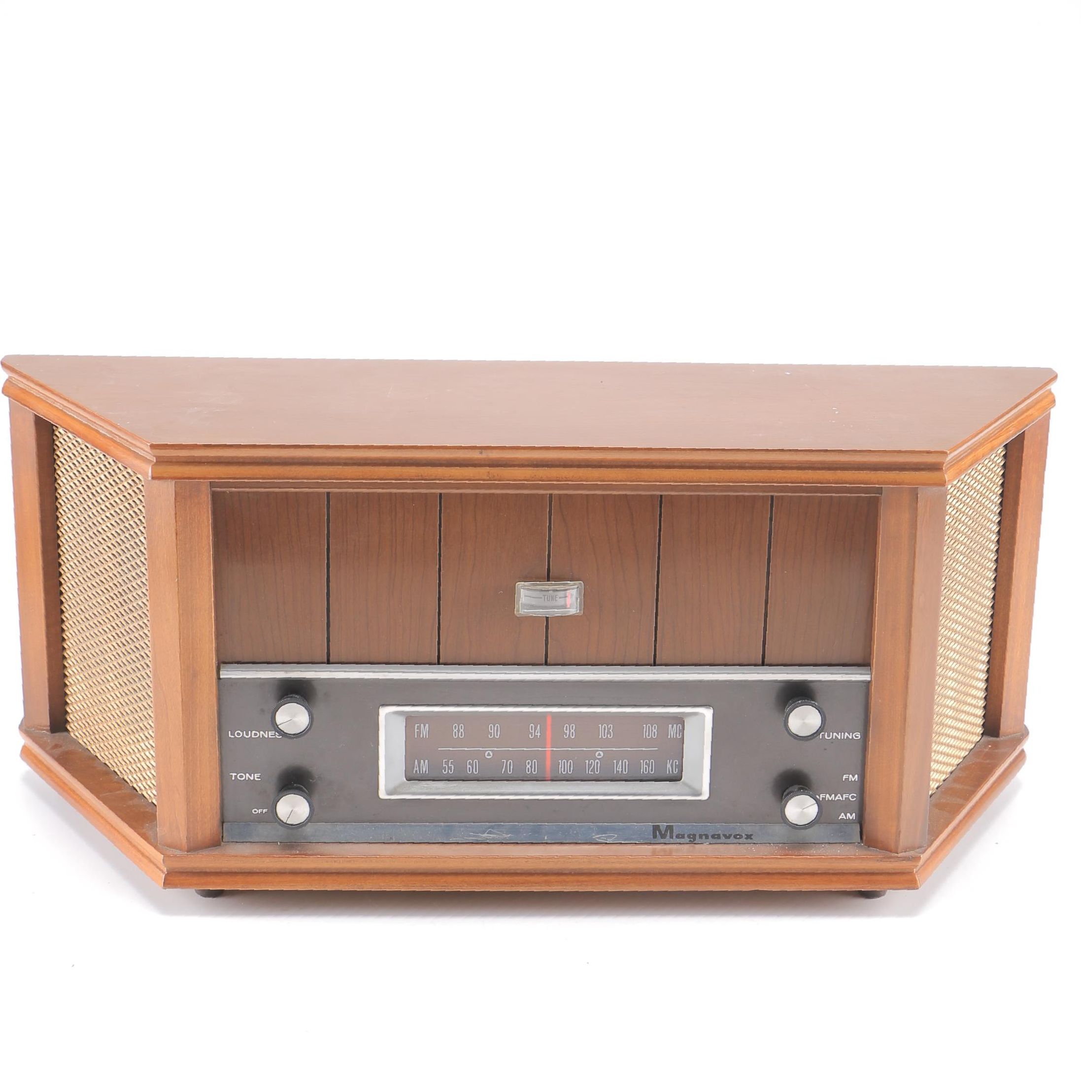 Vintage Magnavox Table Radio