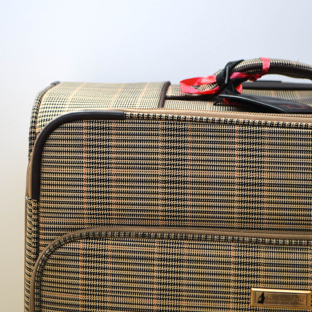 London Fog Spinner Suitcase