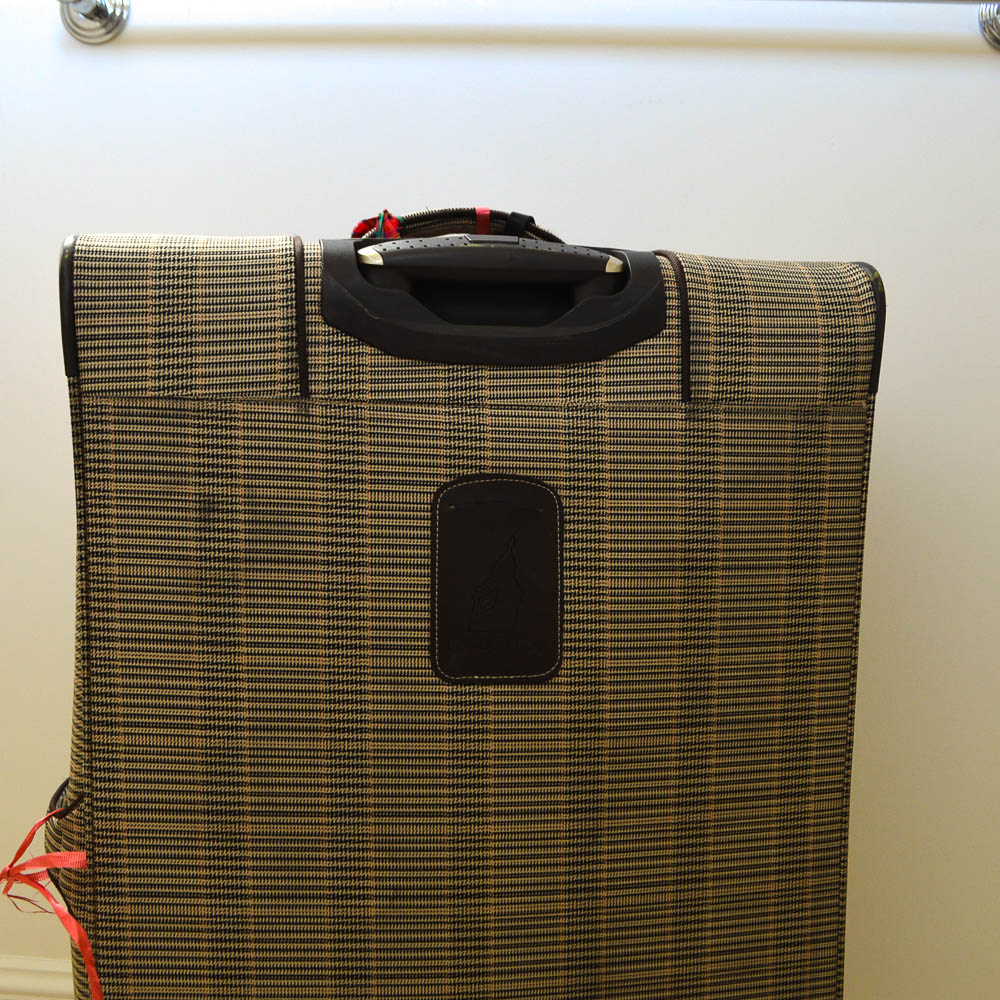 London Fog Spinner Suitcase