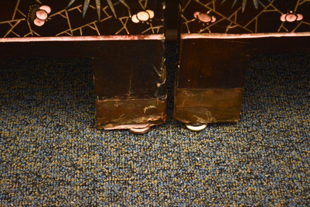 Chinese Lacquer Folding Screen