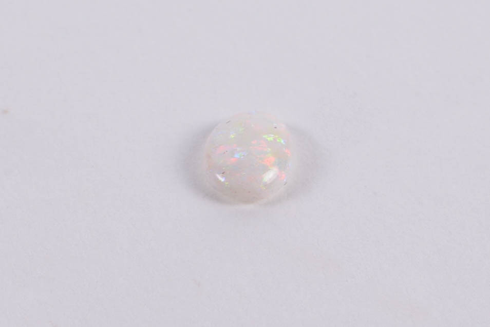 0.94 CT Opal