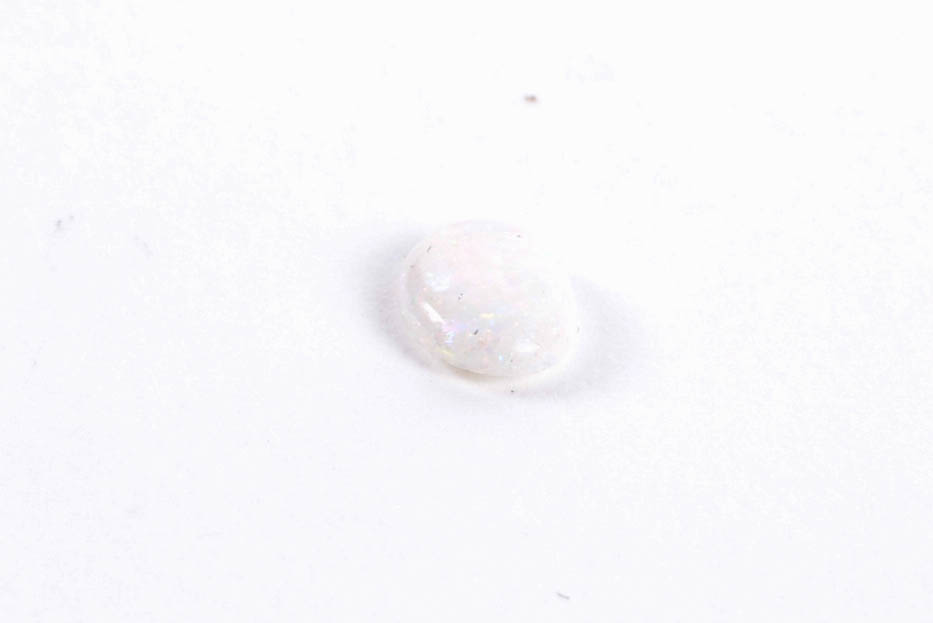 0.94 CT Opal