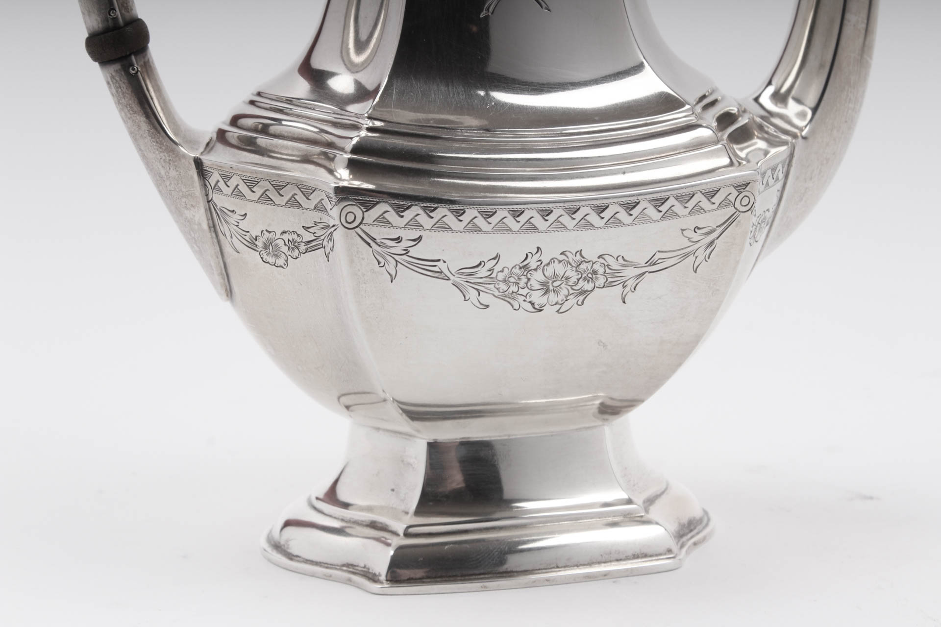 R. Wallace & Sons Mfg. Co. Sterling Silver Coffee Pot