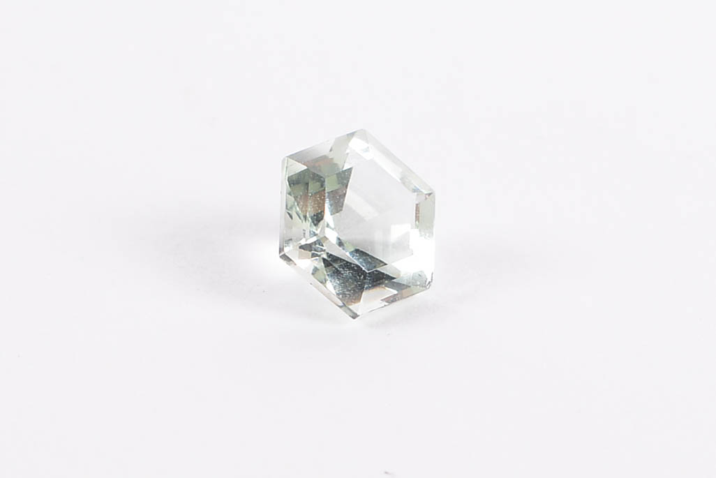 3.71 CT Praseolite Quartz