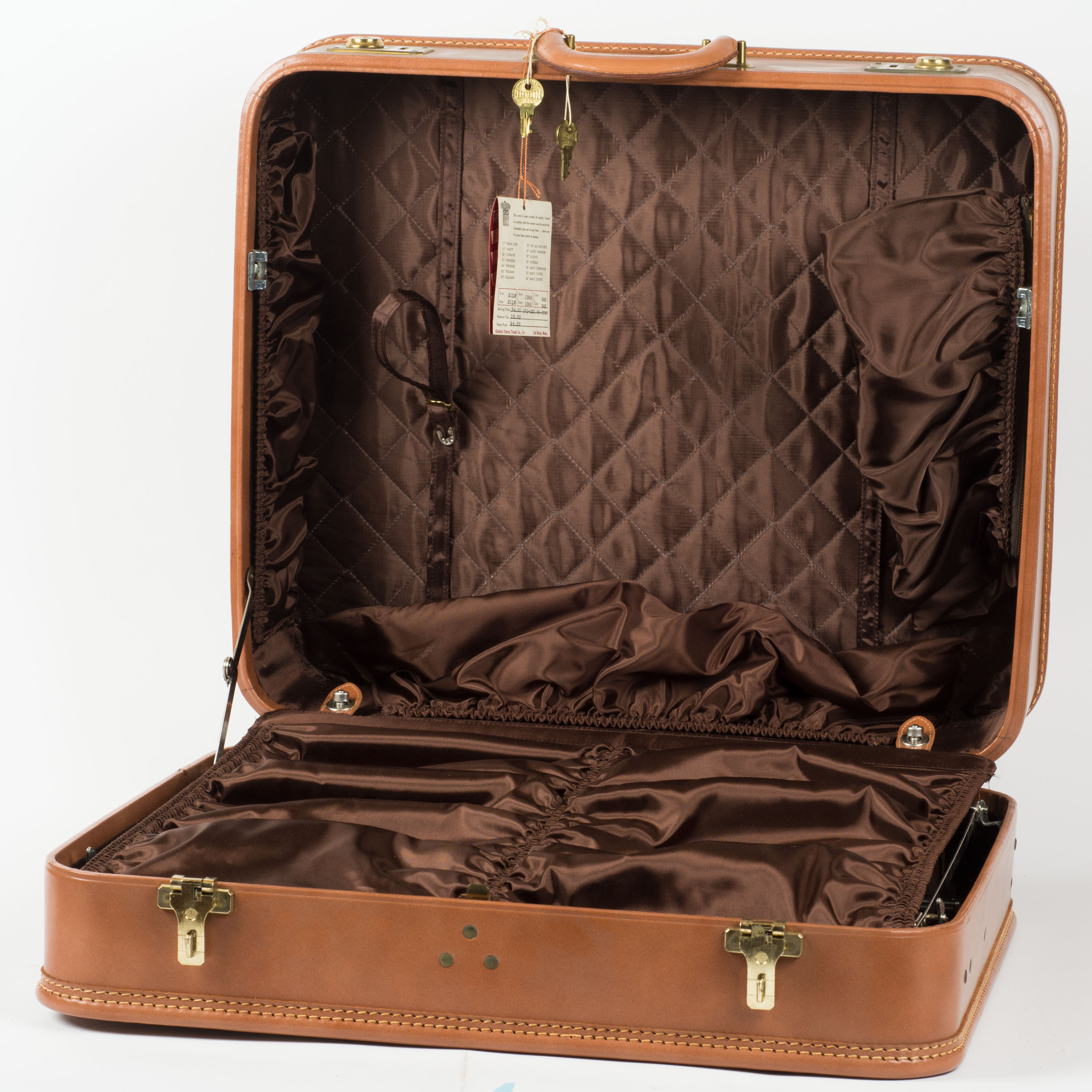 1950s Ambassador US Trunk Co Garment Trunk