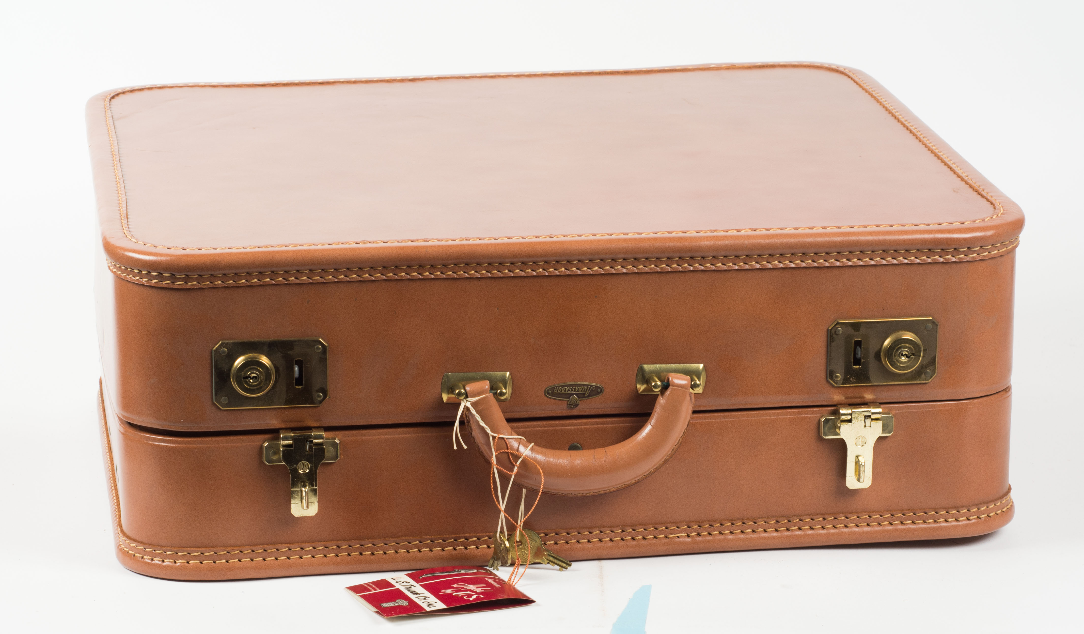 1950s Ambassador US Trunk Co Garment Trunk