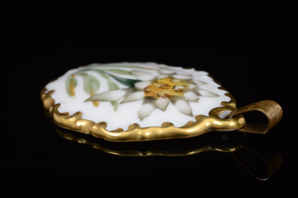 Vintage Rosenthal Porcelain Costume Jewelry Pendant