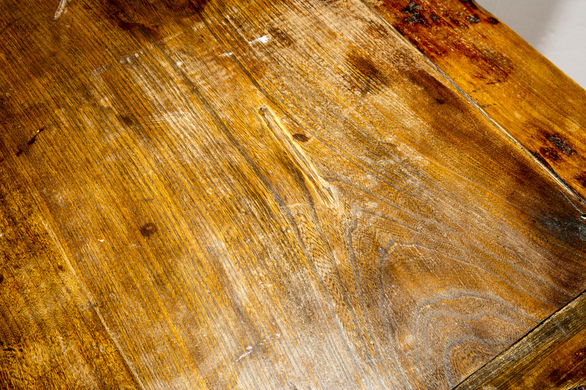 Chinese Accent Table