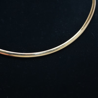 Peruvian 10K Yellow Gold Omega Necklace