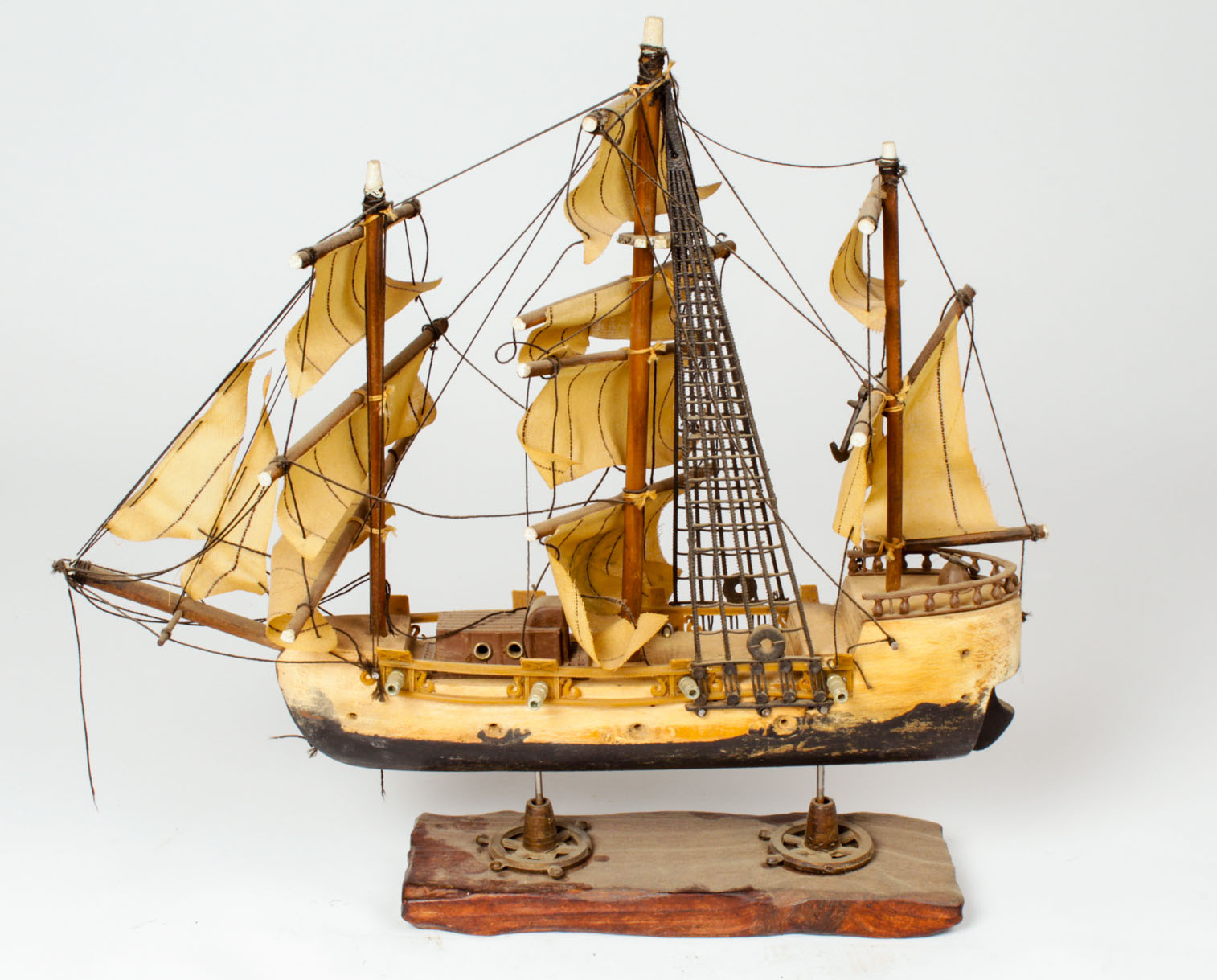 Model of a 1780 Spanish Frigate