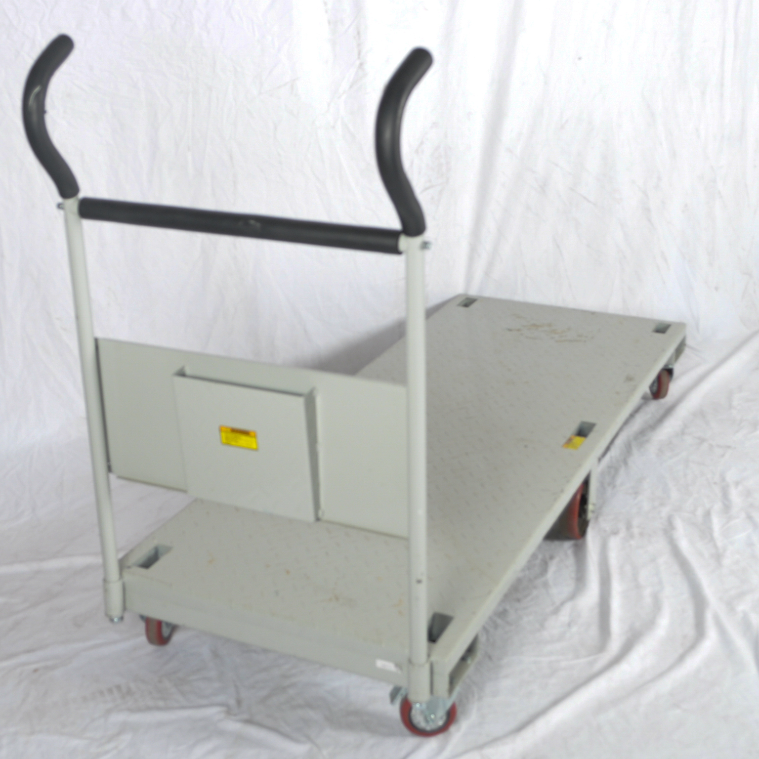 Roughneck™ Flatbed Cart