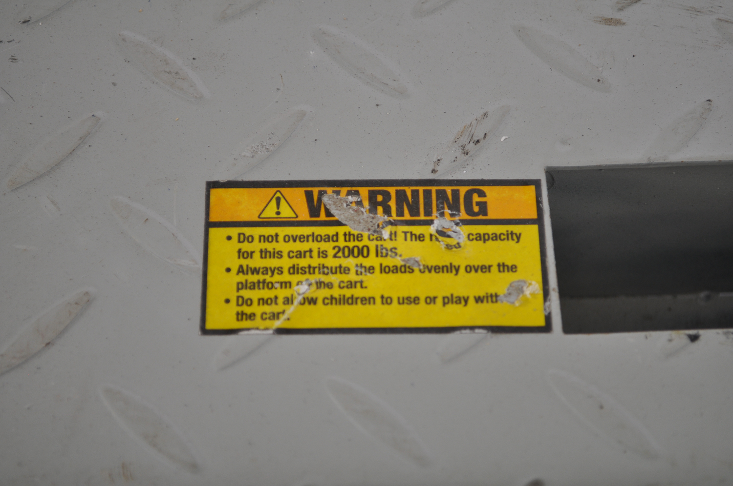 Roughneck™ Flatbed Cart