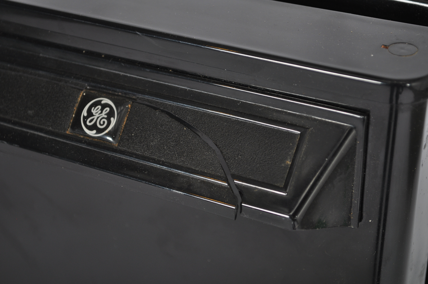 General Electric Compact Refrigerator