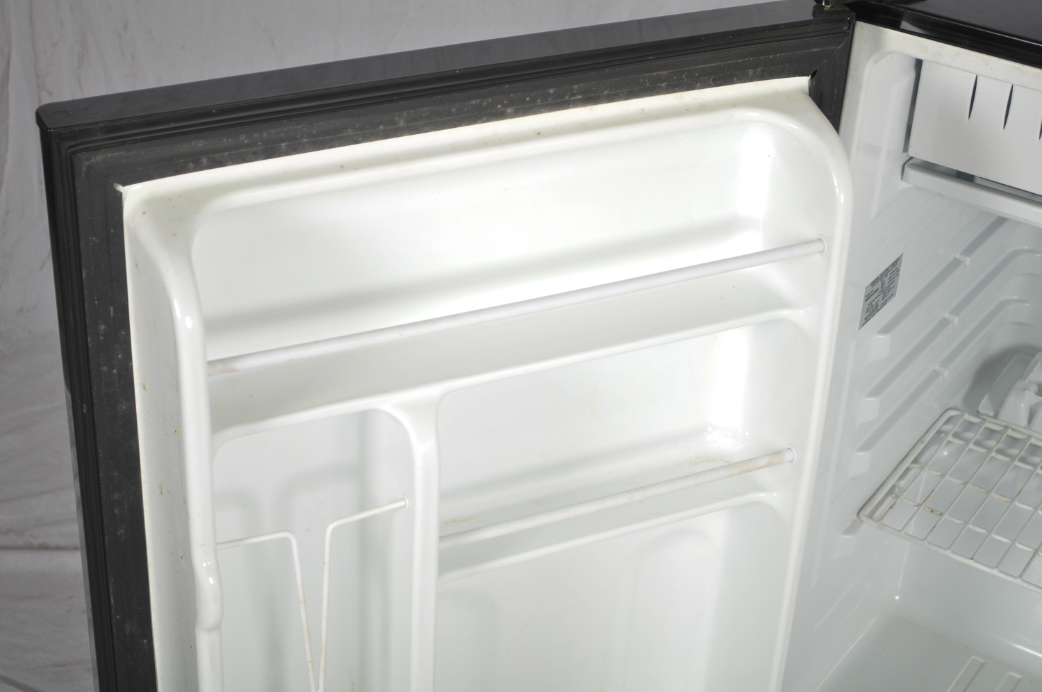 General Electric Compact Refrigerator