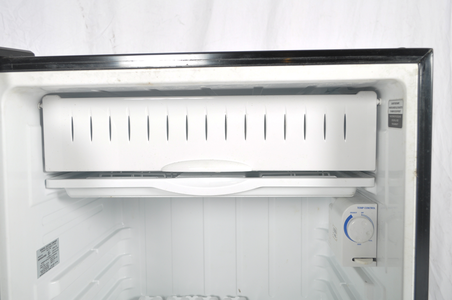 General Electric Compact Refrigerator