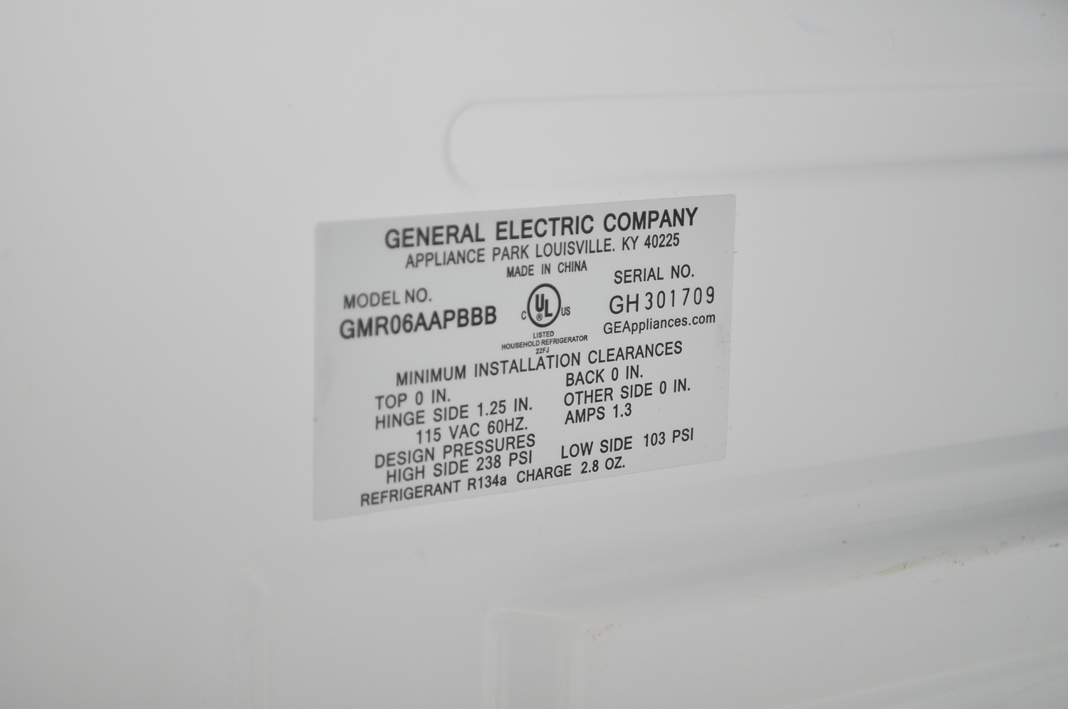 General Electric Compact Refrigerator