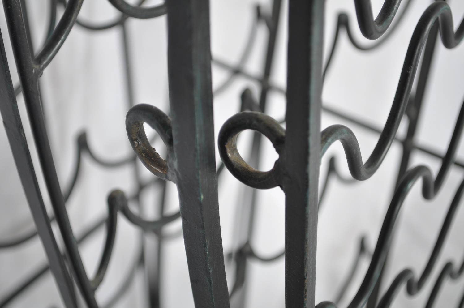 Fish-Shaped Iron Wine Rack