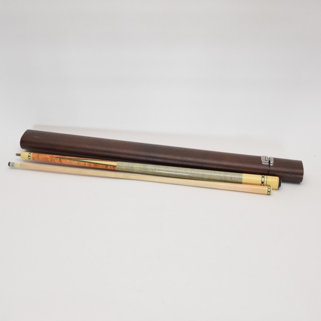 Meucci Originals 84-3 Professional Cue Stick and Case