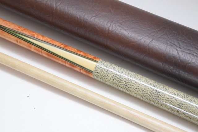 Meucci Originals 84-3 Professional Cue Stick and Case