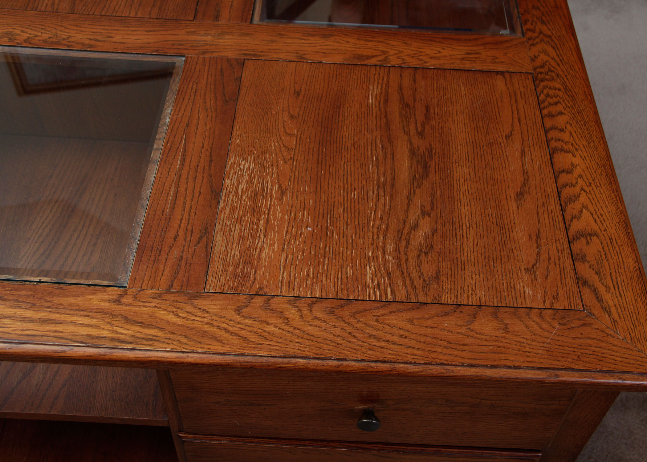 "Impressions" by Thomasville Wooden Rolling Coffee Table