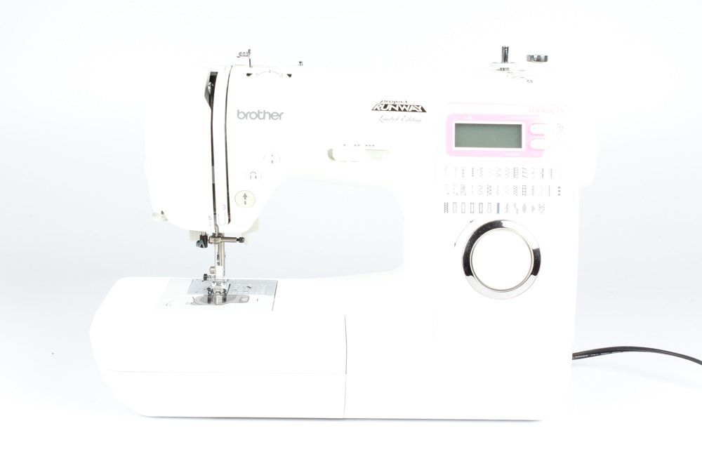 Brother Limited Edition Innov-ís 40 Project Runway Sewing Machine