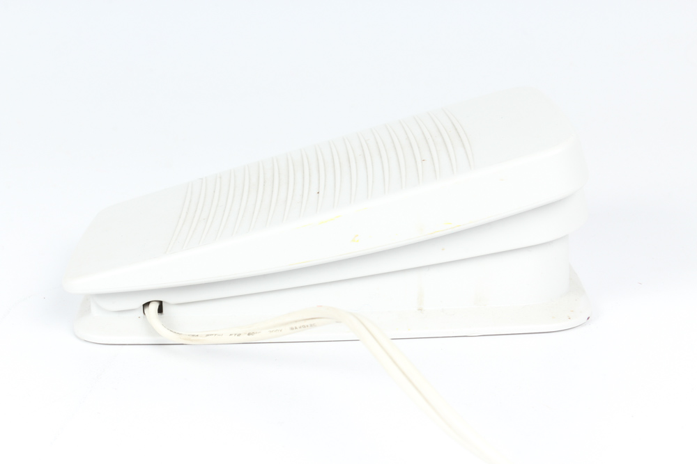 Brother Limited Edition Innov-ís 40 Project Runway Sewing Machine