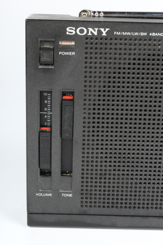 Sony Four-Band Receiver