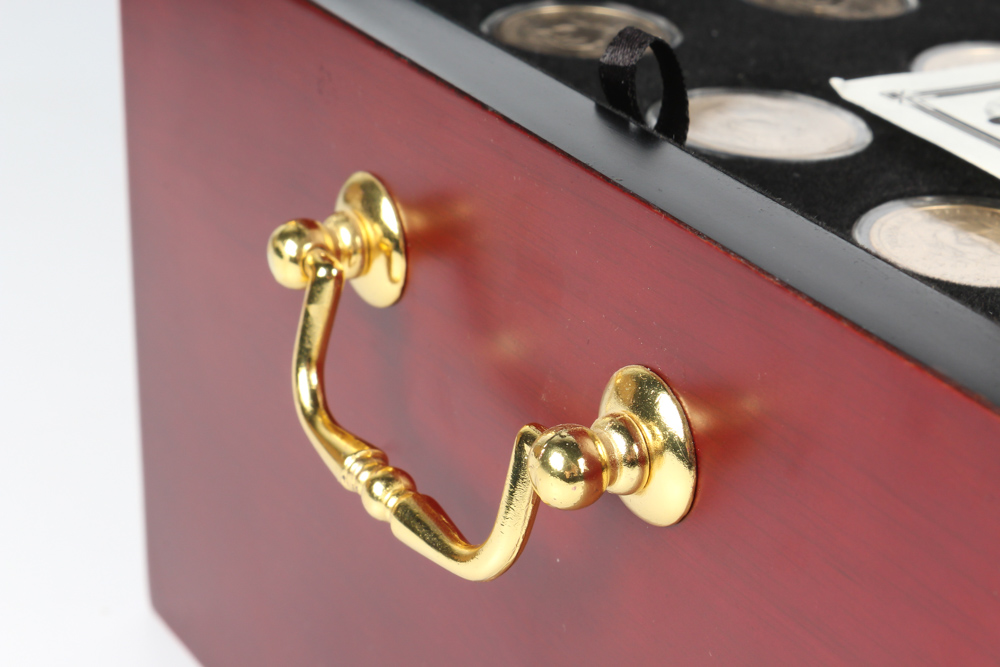 CSN Mint Presidential Dollars in Display Chest