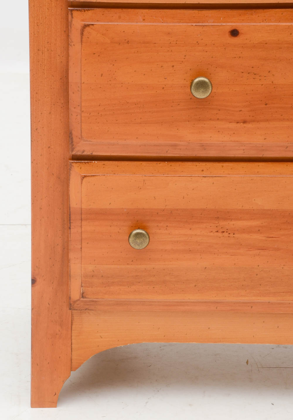 Broyhill Pine Dresser