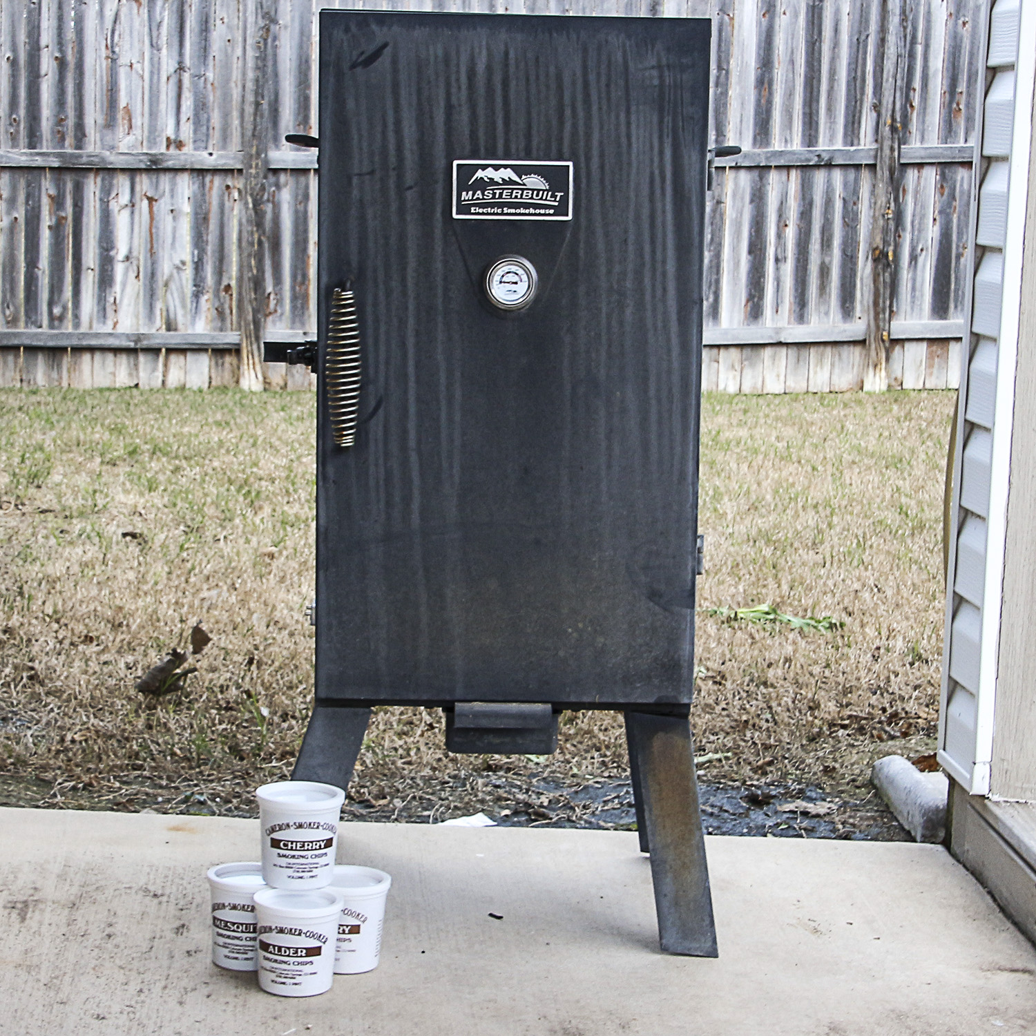 Masterbuilt Electric Smokehouse