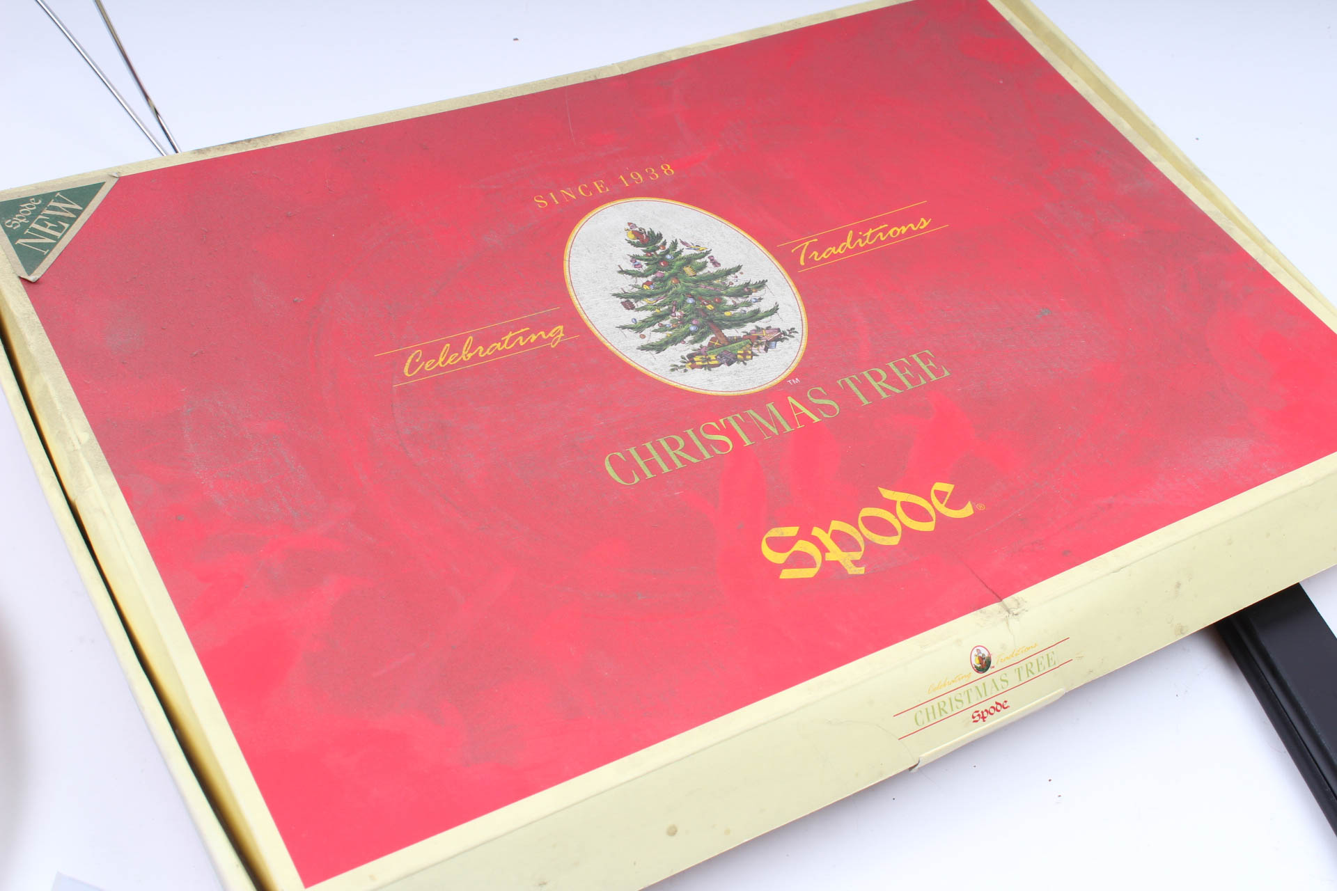 Spode "Christmas Tree" Serving Platters and Cloth Napkins