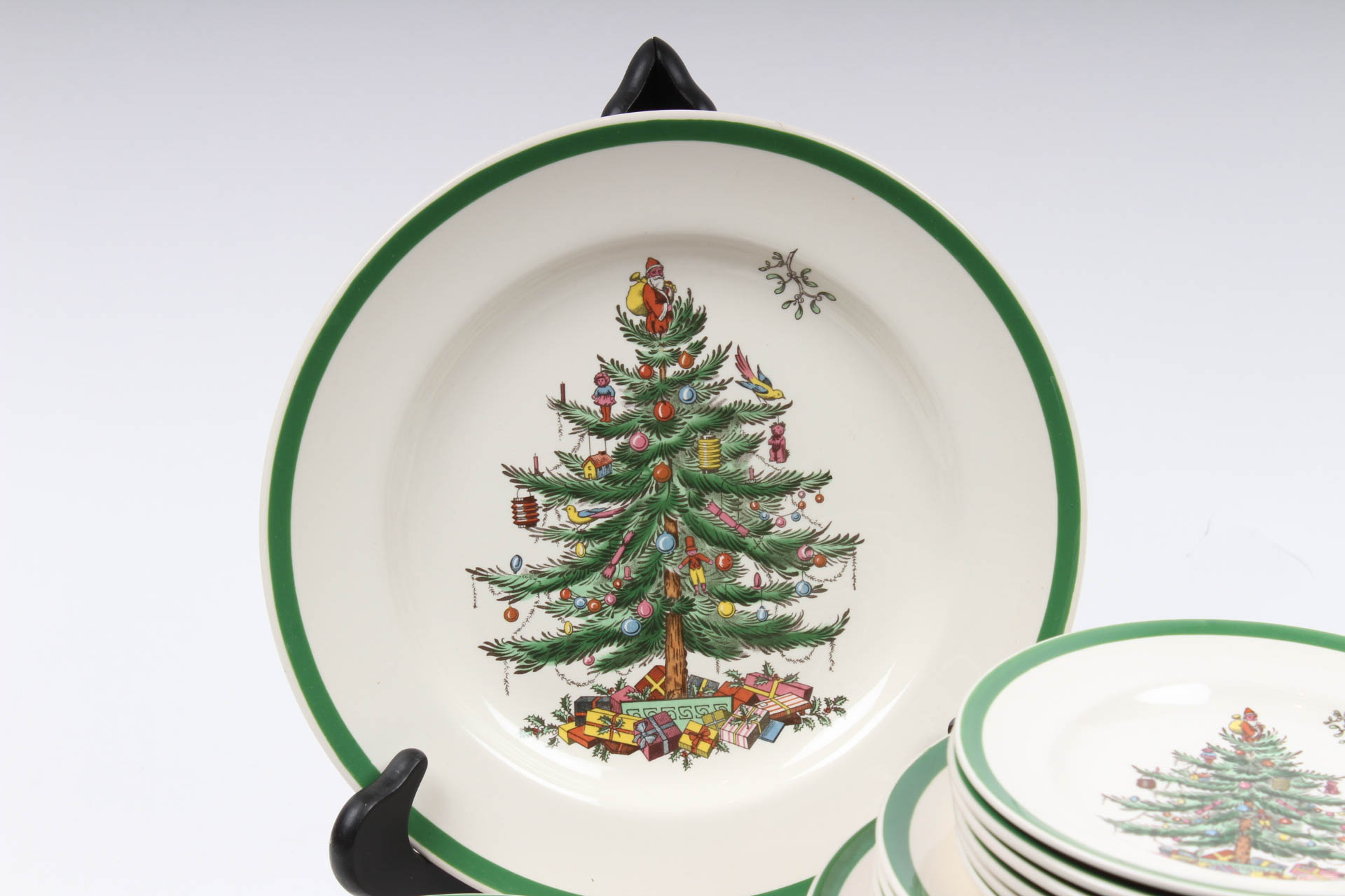 Five Piece Place Setting of Spode "Christmas Tree"