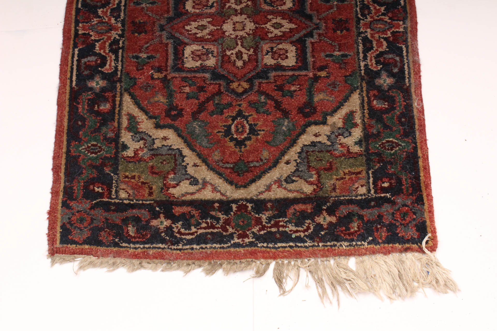 Hand Knotted Persian Heriz Wool Accent Rug