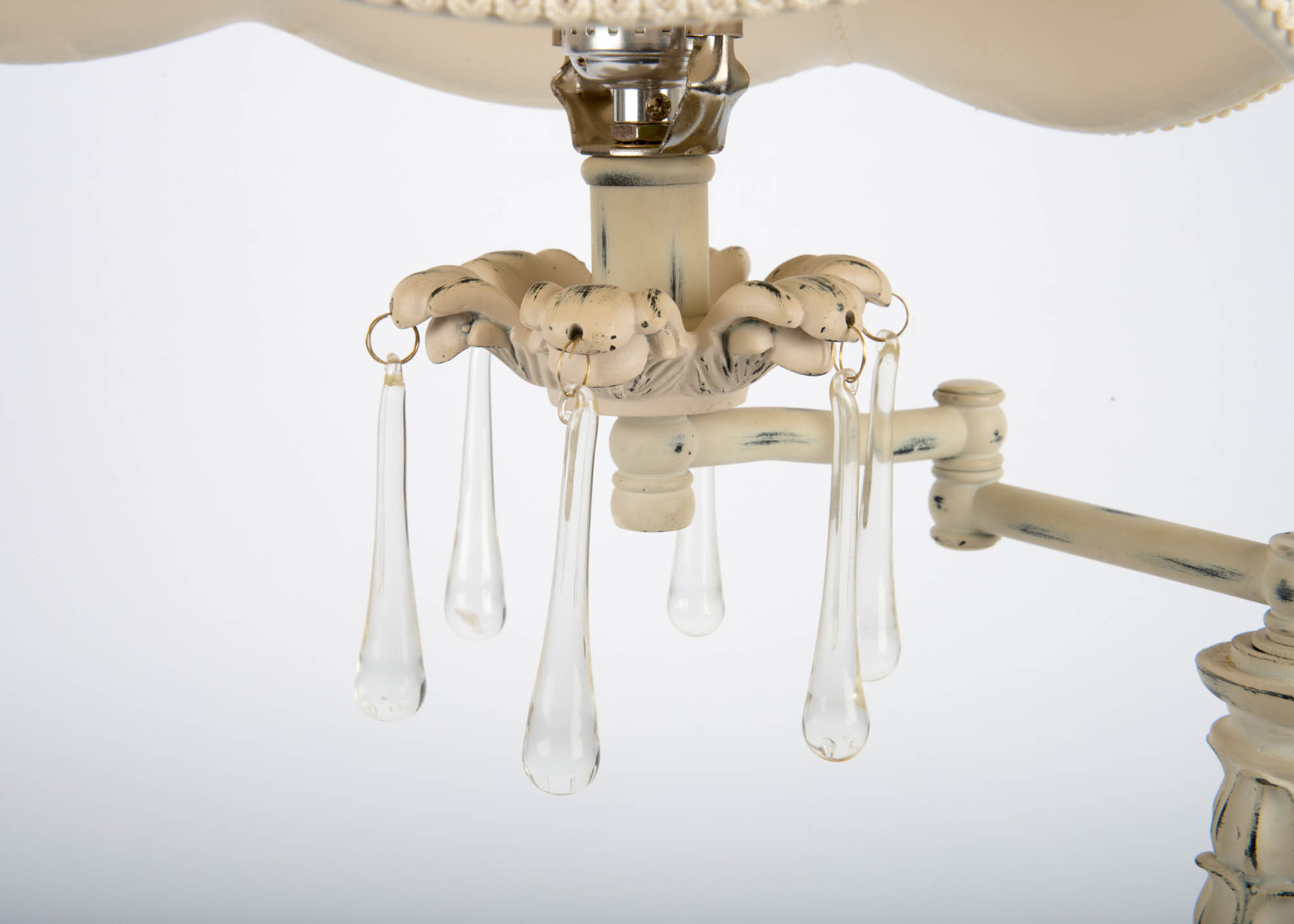 White Shabby Chic Style Desk Lamp