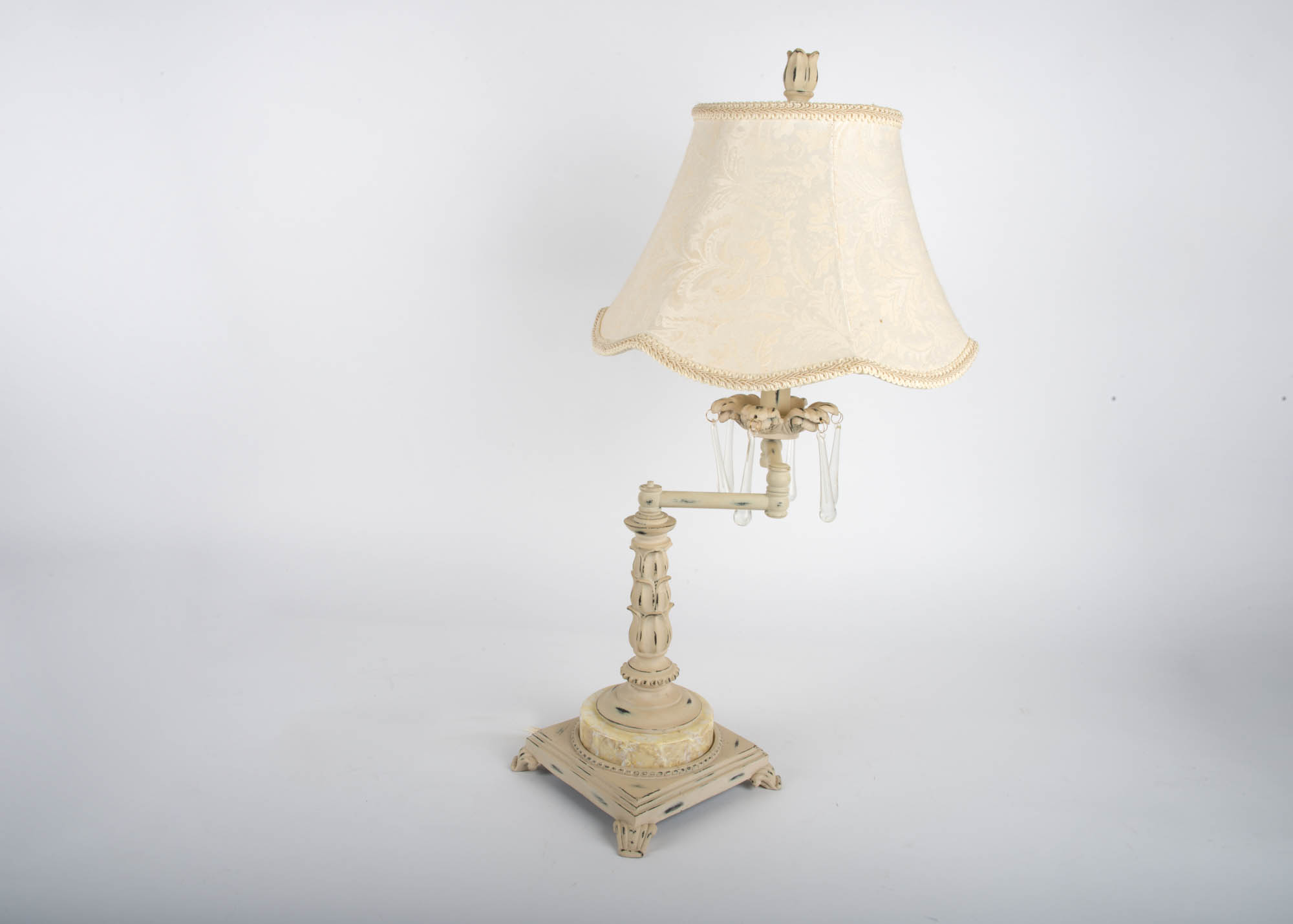 White Shabby Chic Style Desk Lamp