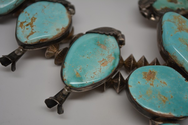 Native American Style 800 Silver Turquoise Naja Necklace