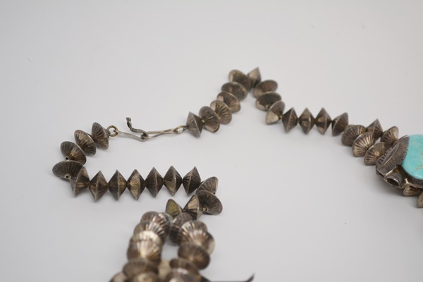 Native American Style 800 Silver Turquoise Naja Necklace