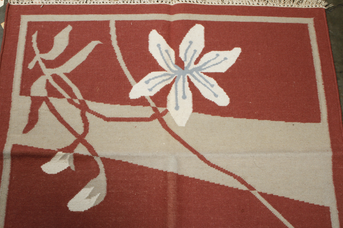Floral Woven Area Rug