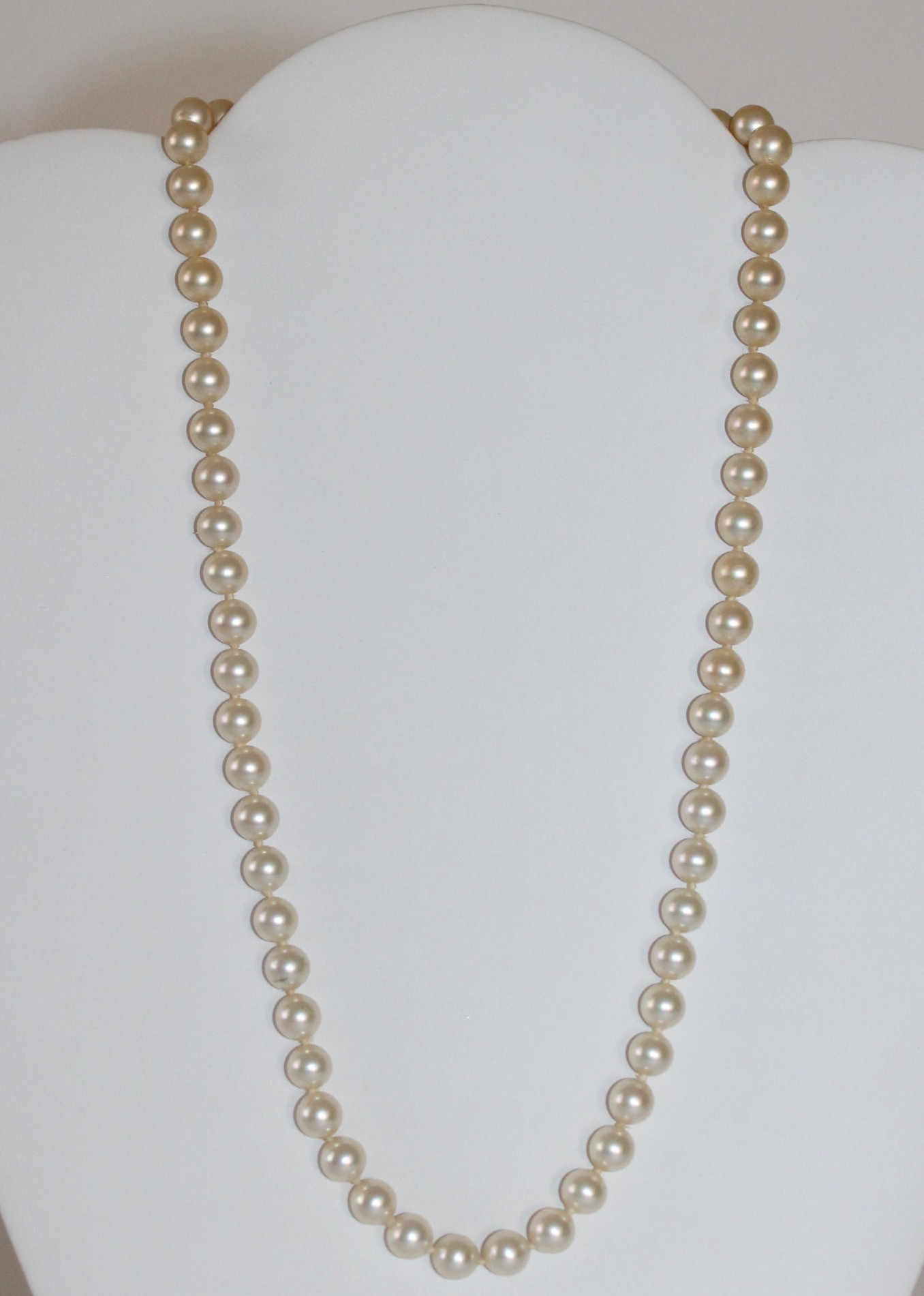 Faux Pearl Necklace Collection
