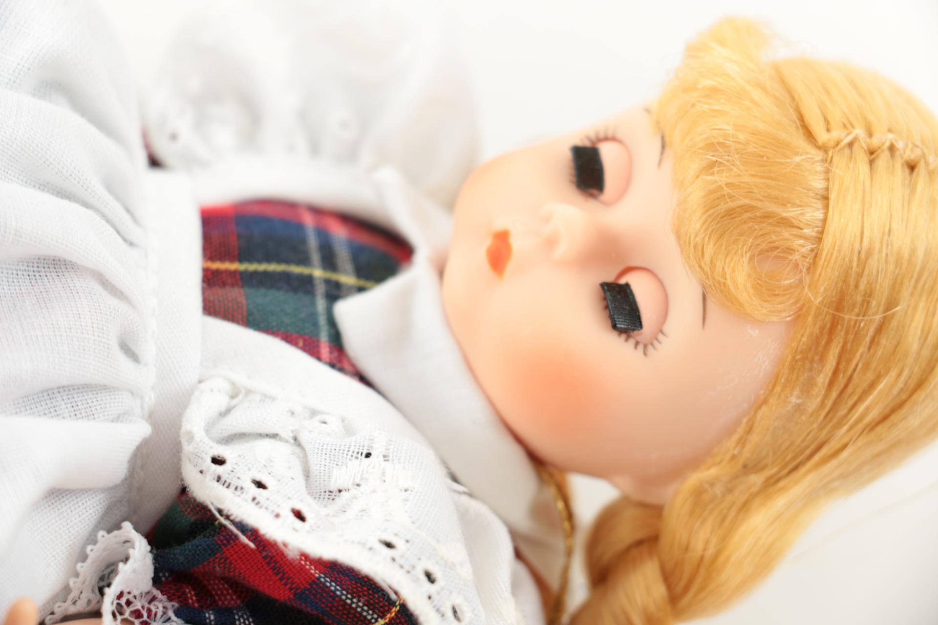 Madame Alexander McGuffey Ana Doll