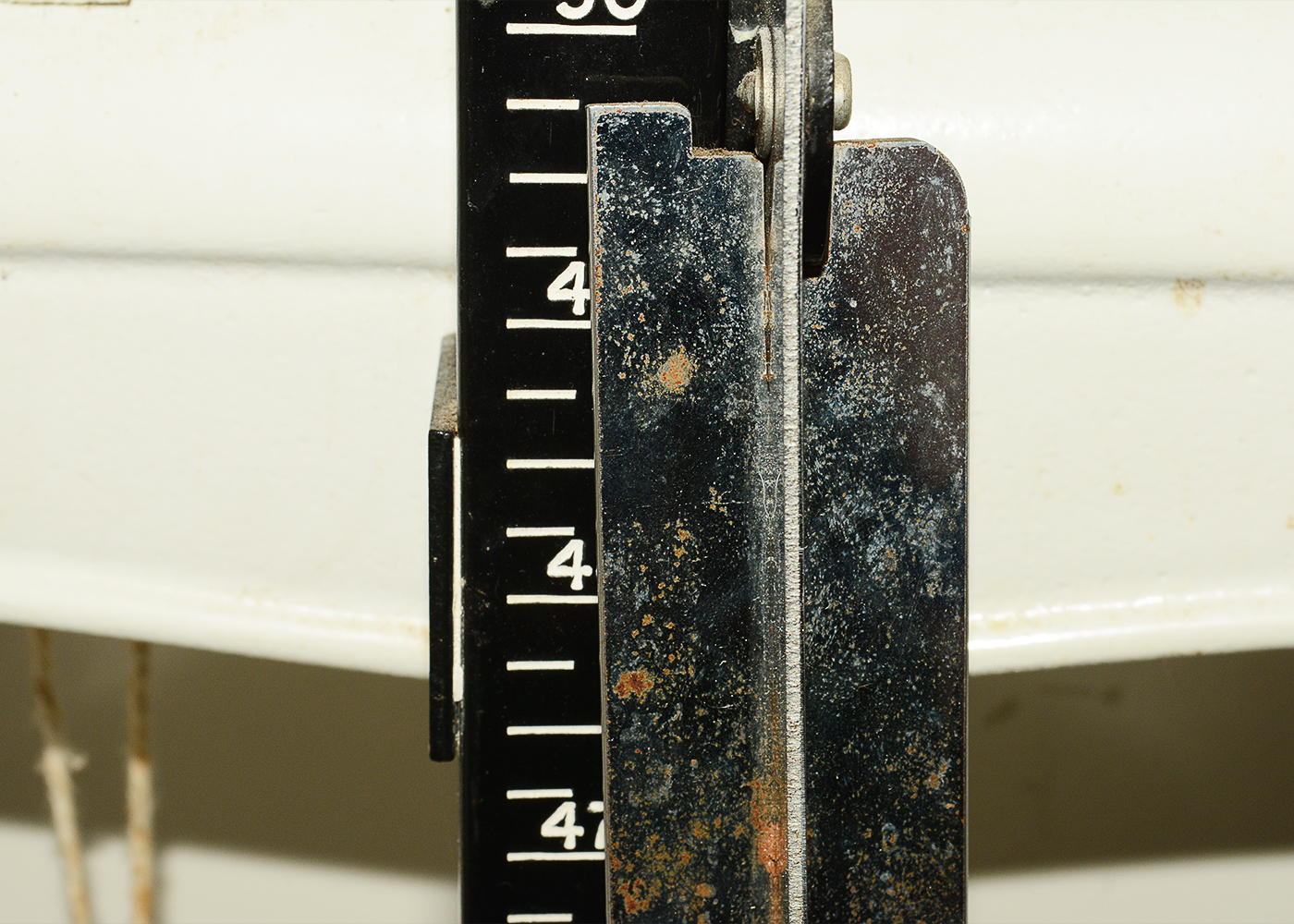 Circa 1930s Continental Scale Works Doctor's Beam Scale