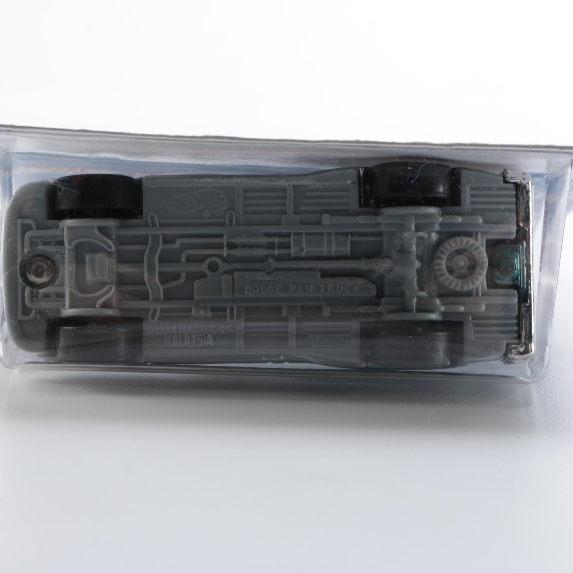 Assortment of 1995 Model Series Hot Wheels Cars