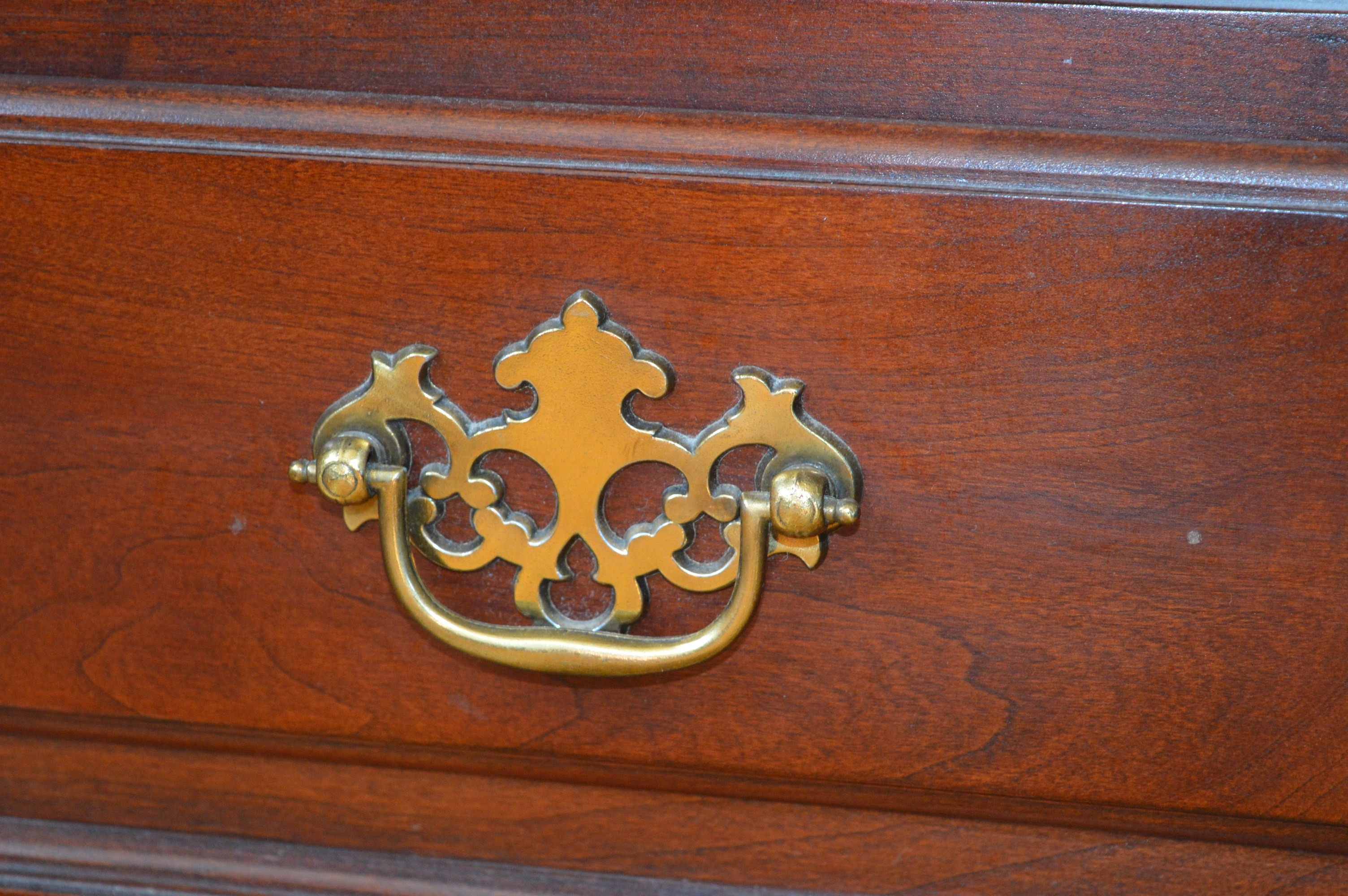 Superior Furniture Swivel Top Television Stand