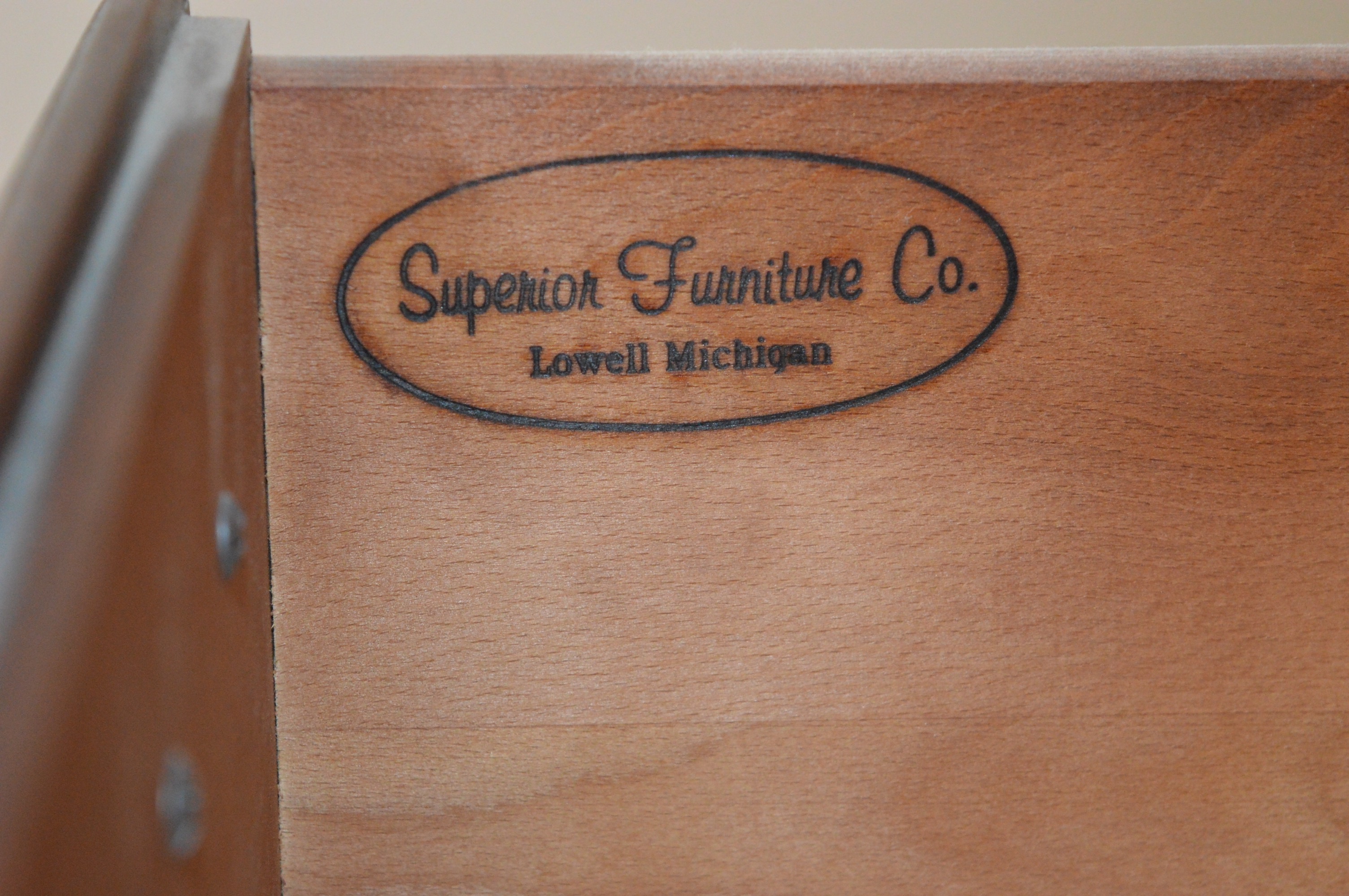 Superior Furniture Swivel Top Television Stand