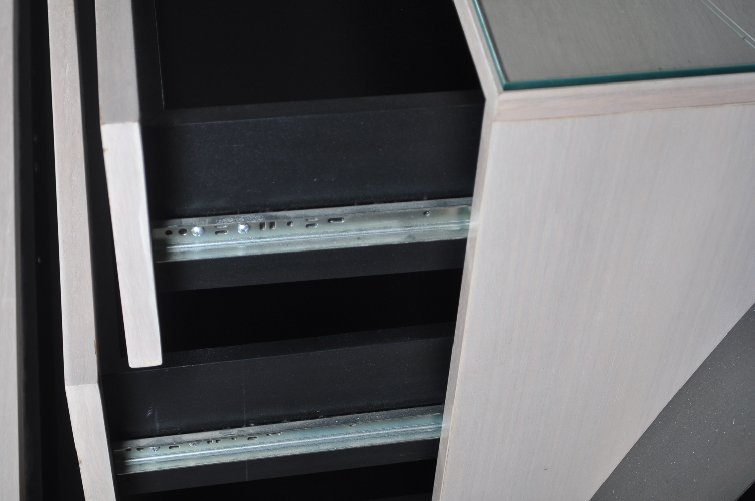 Modern ELLO Blonde Glass Top Dresser