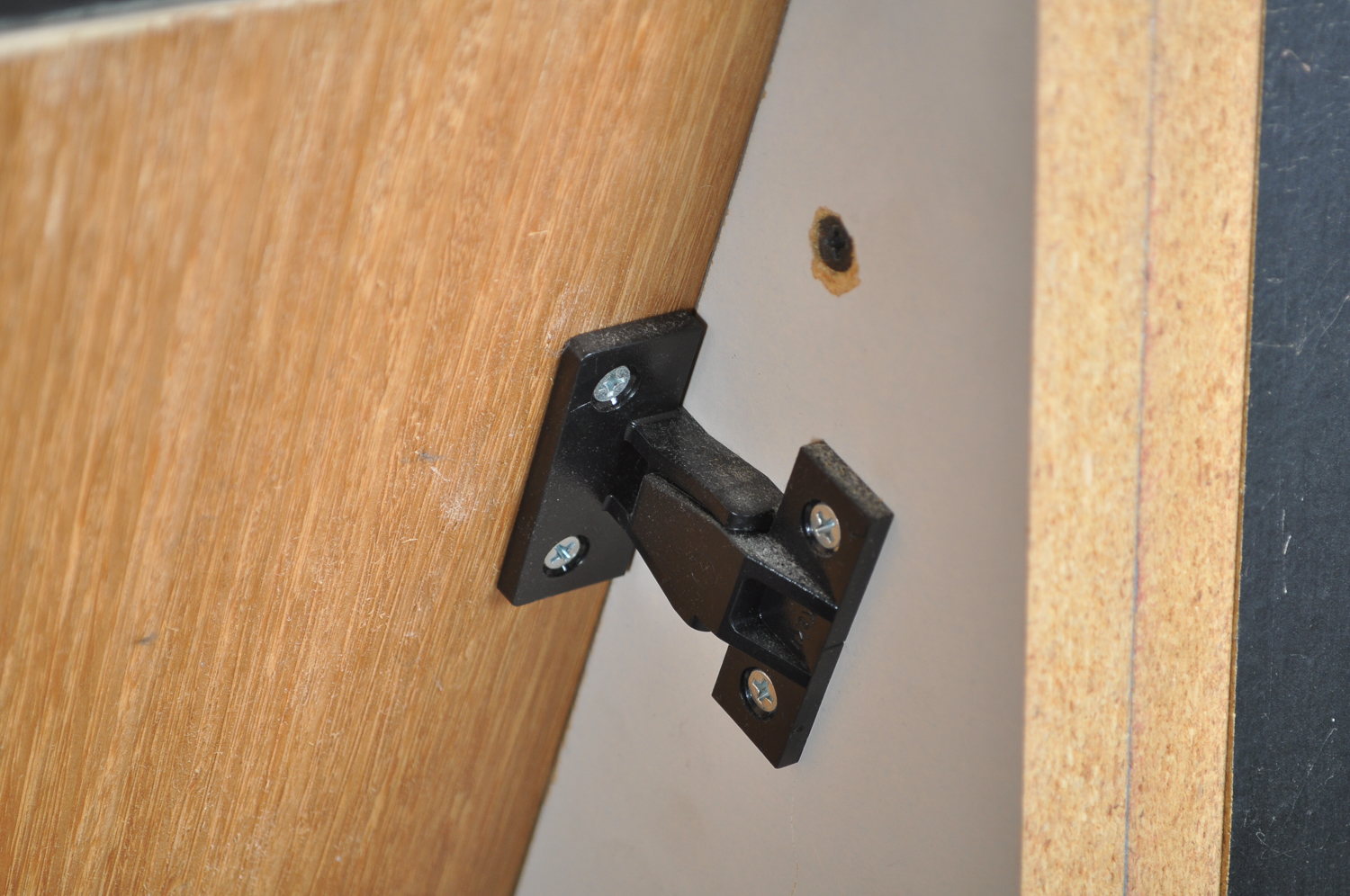 Ello Queen Size Contemporary Headboard