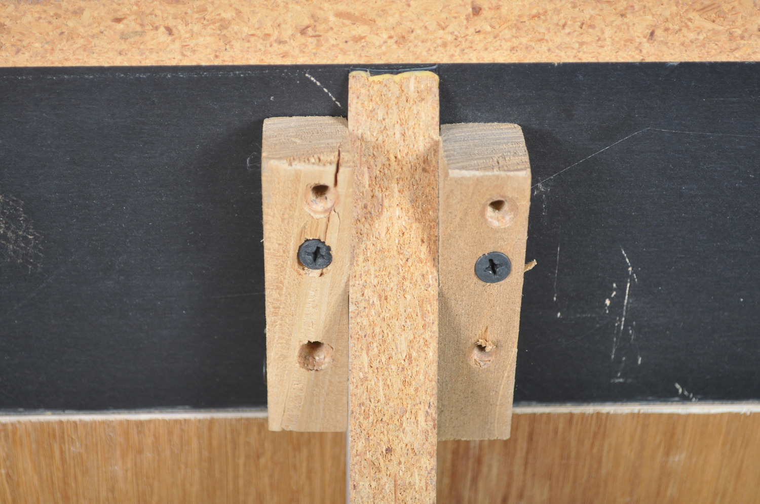 Ello Queen Size Contemporary Headboard